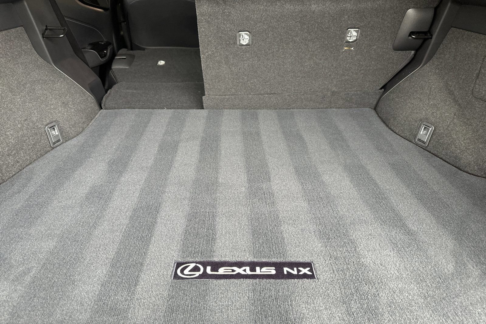 Certified 2025 Lexus NX 350h AWD w/ Cold Area Package image 18
