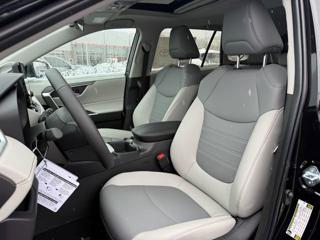 New 2025 Toyota RAV4 XLE Premium image 7