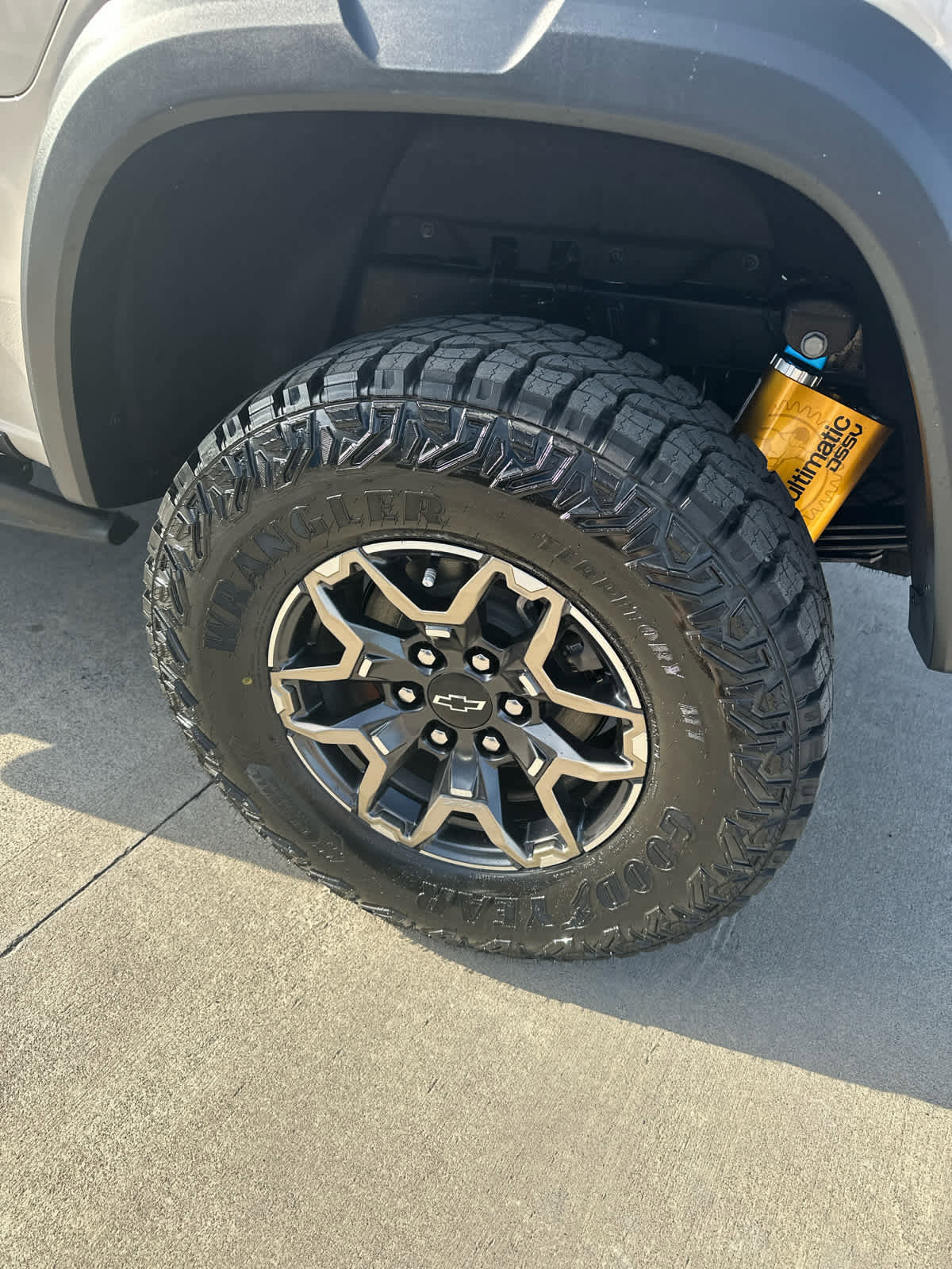 New 2026 Chevrolet Colorado ZR2 image 10