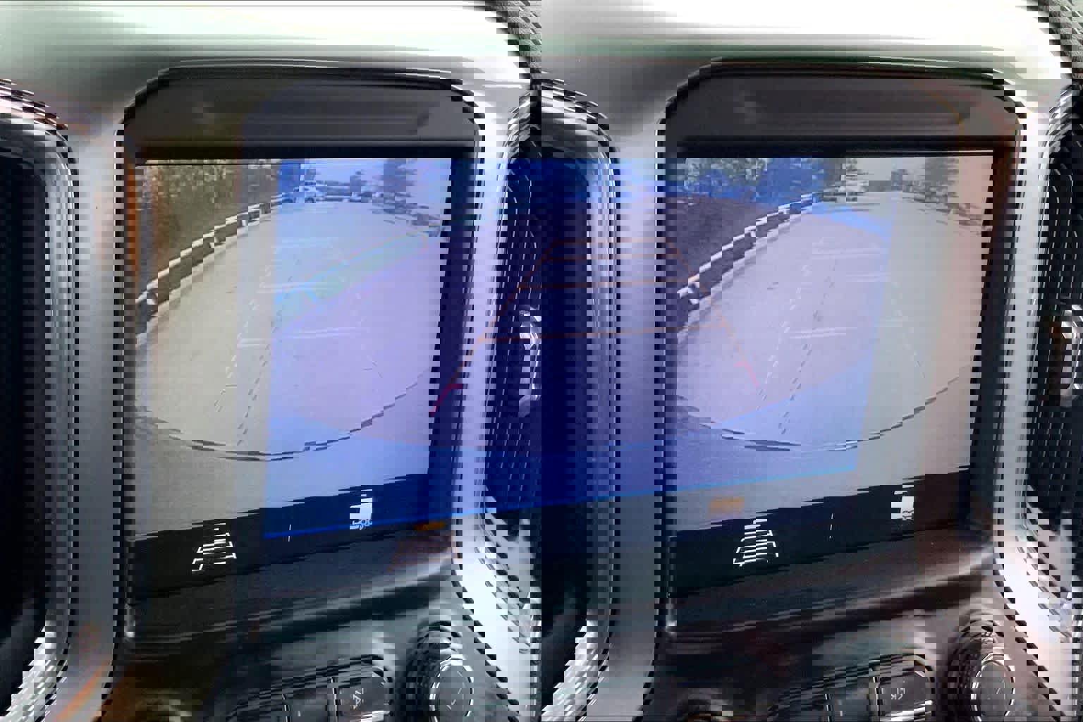 Used 2021 Chevrolet Silverado 1500 LT image 28