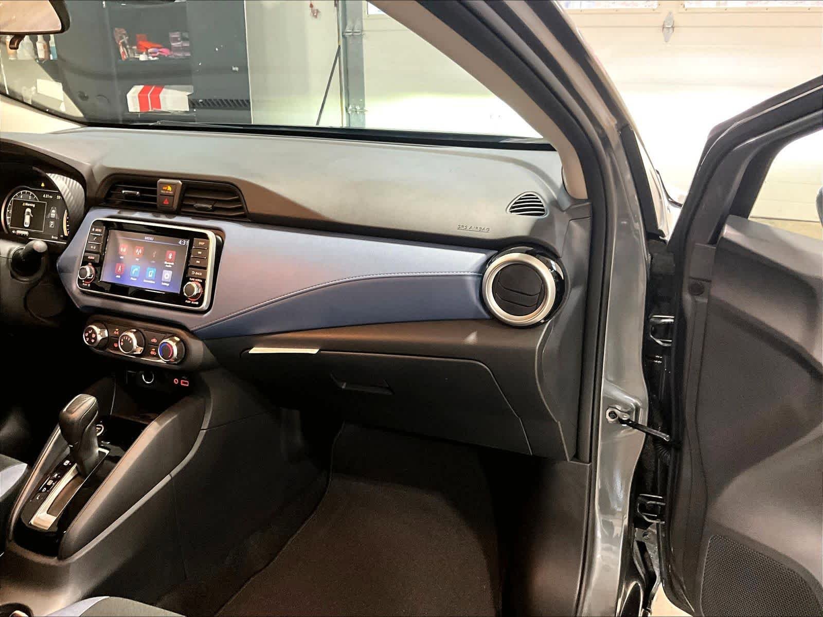 Used 2025 Nissan Versa SV w/ Trunk Package image 13