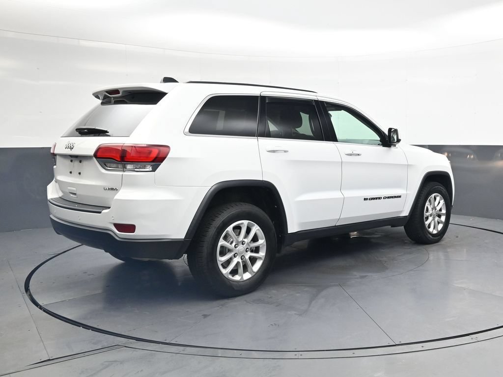Used 2022 Jeep Grand Cherokee Laredo E AWD/4WD image 5