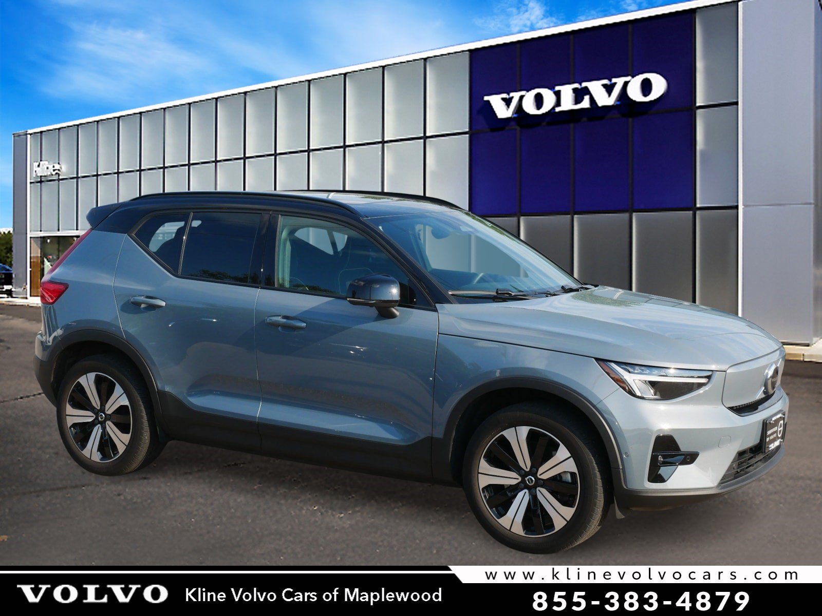 Used 2023 Volvo XC40 Recharge Plus w/ Protection Package Premier AWD/4WD image 1