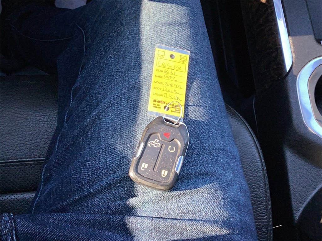 Used 2021 GMC Sierra 1500 Denali w/ Denali Ultimate Package image 29