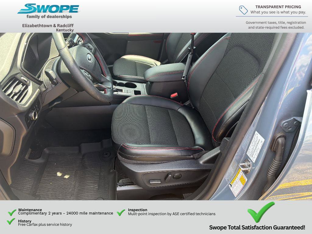 Used 2025 Ford Escape ST-Line w/ Tech Pack #1 AWD/4WD image 13