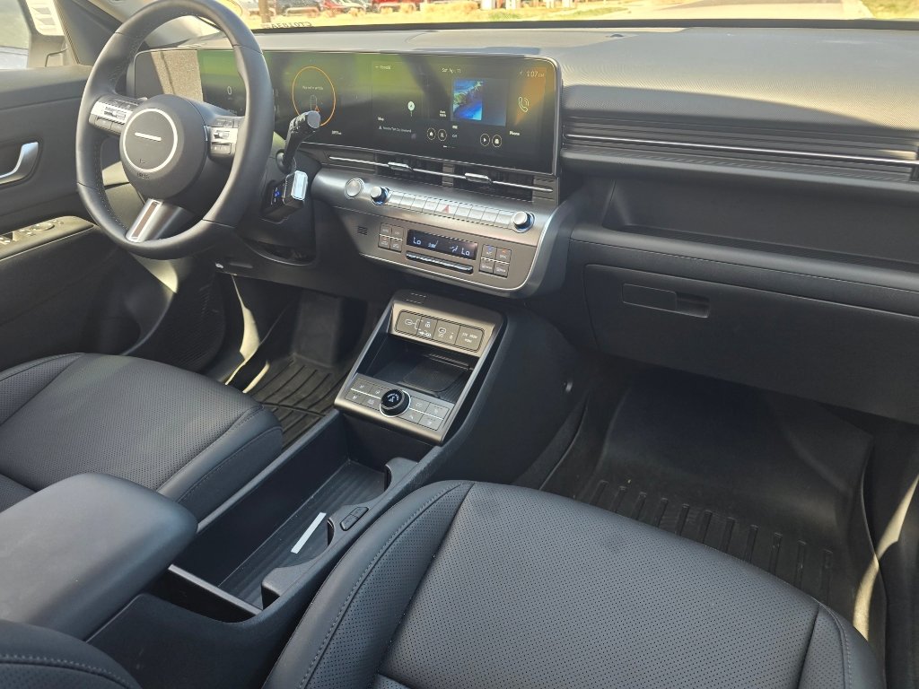 Used 2024 Hyundai Kona Limited image 26