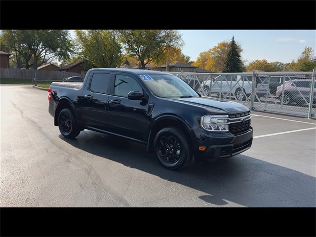 Used 2023 Ford Maverick Lariat w/ Lariat Luxury Package image 2
