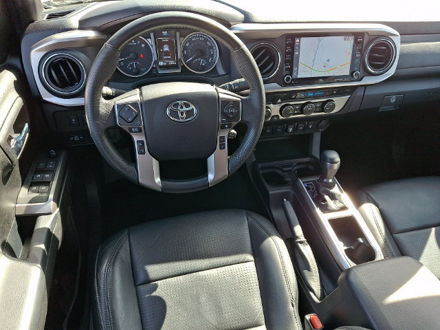 Used 2022 Toyota Tacoma Limited AWD/4WD image 2