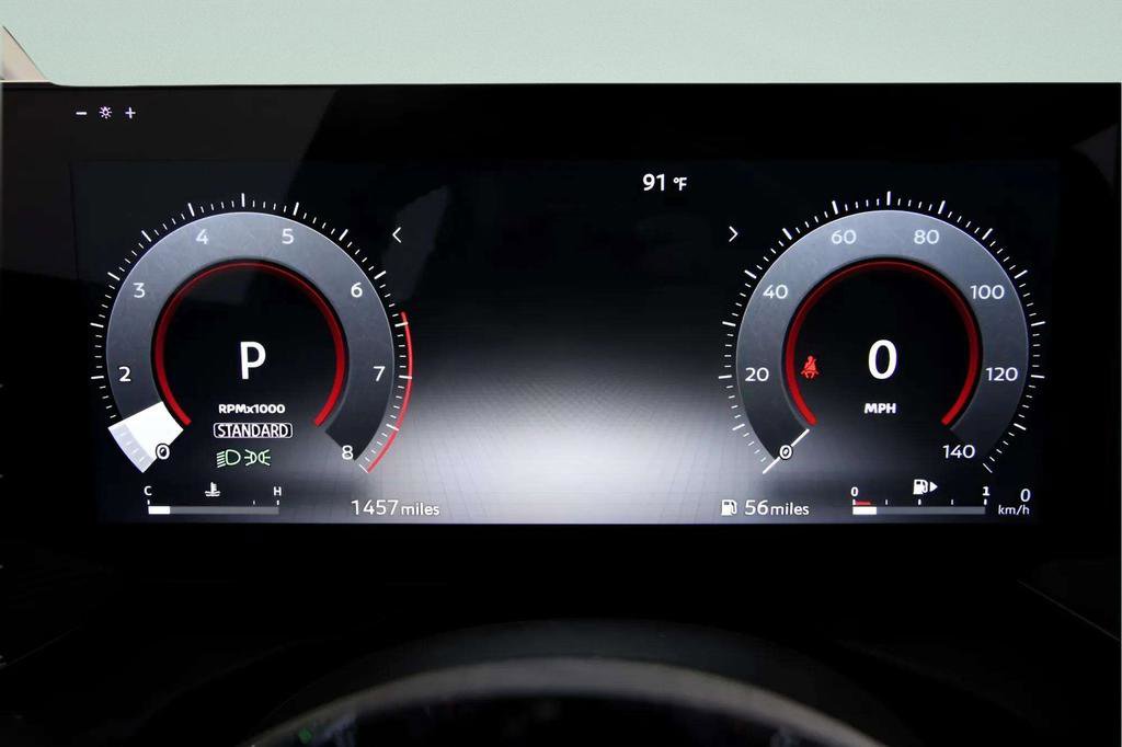 Used 2025 Nissan Kicks SR image 14