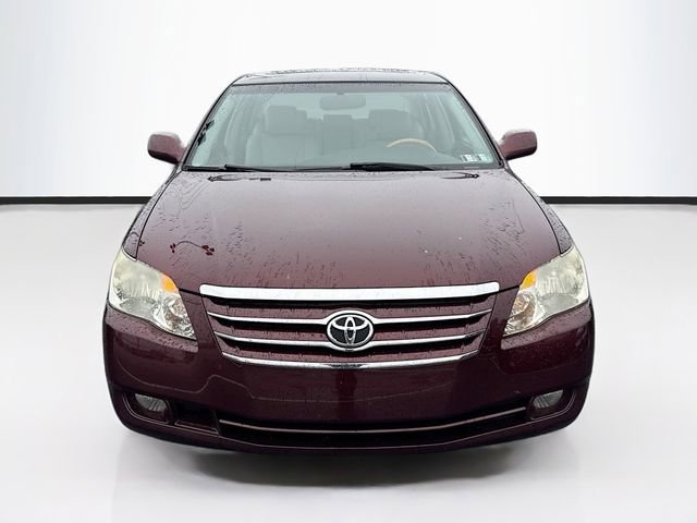 Used 2005 Toyota Avalon Limited image 2