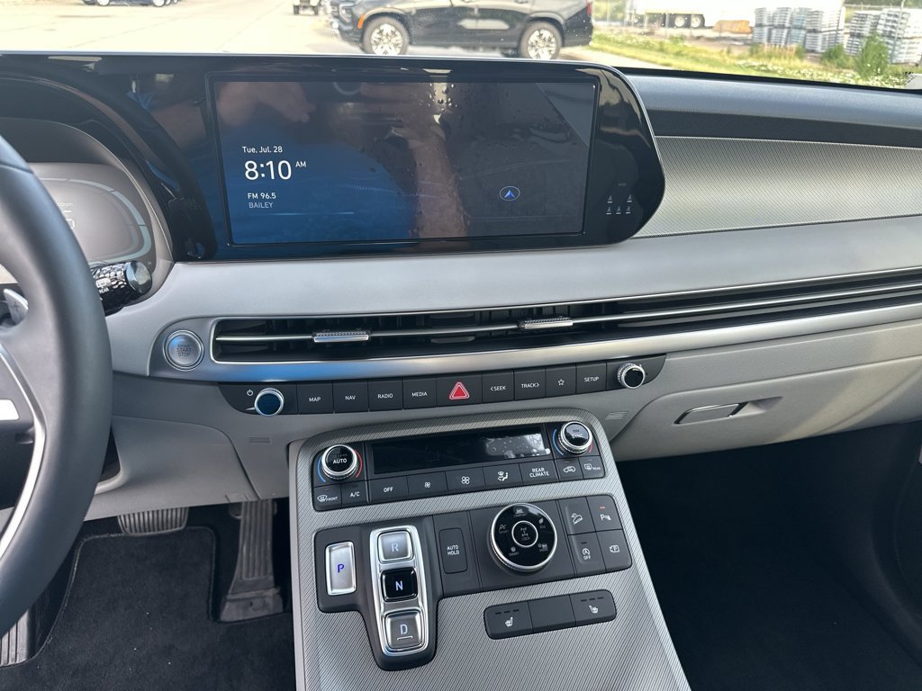 Used 2025 Hyundai Palisade SEL AWD/4WD image 13