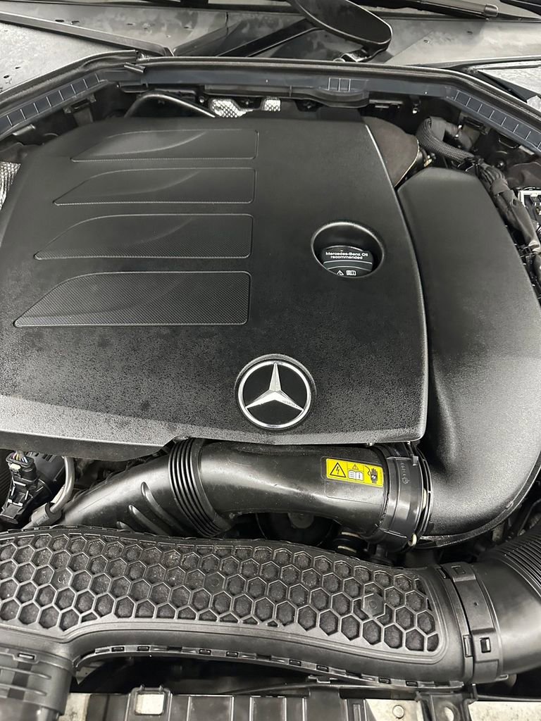 Used 2019 Mercedes-Benz C 300 4MATIC Coupe image 7
