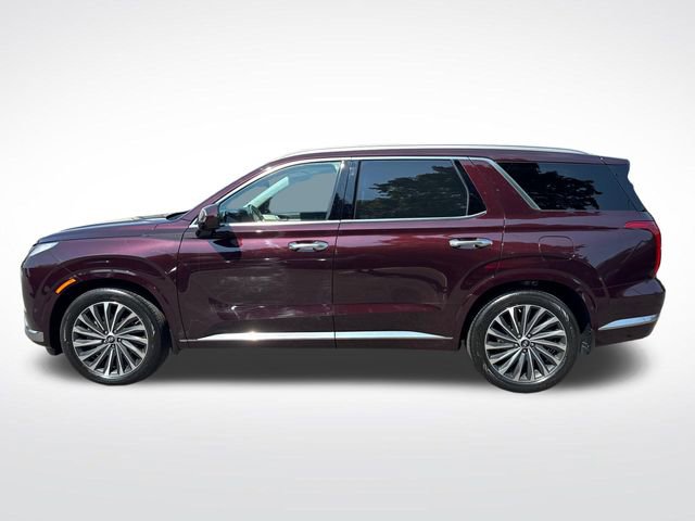 Used 2023 Hyundai Palisade Calligraphy FWD image 2