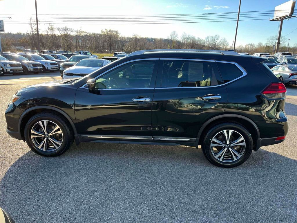 Used 2017 Nissan Rogue SL w/ SL Premium Package image 31