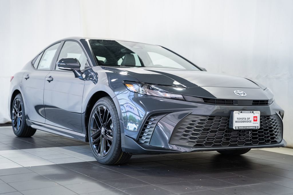 New 2026 Toyota Camry SE FWD image 1