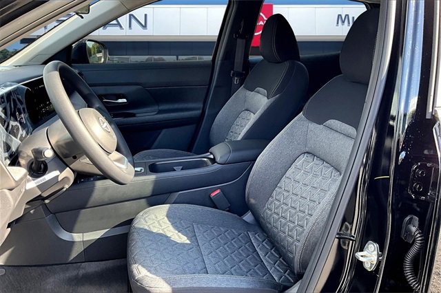 New 2026 Nissan Kicks SV image 9