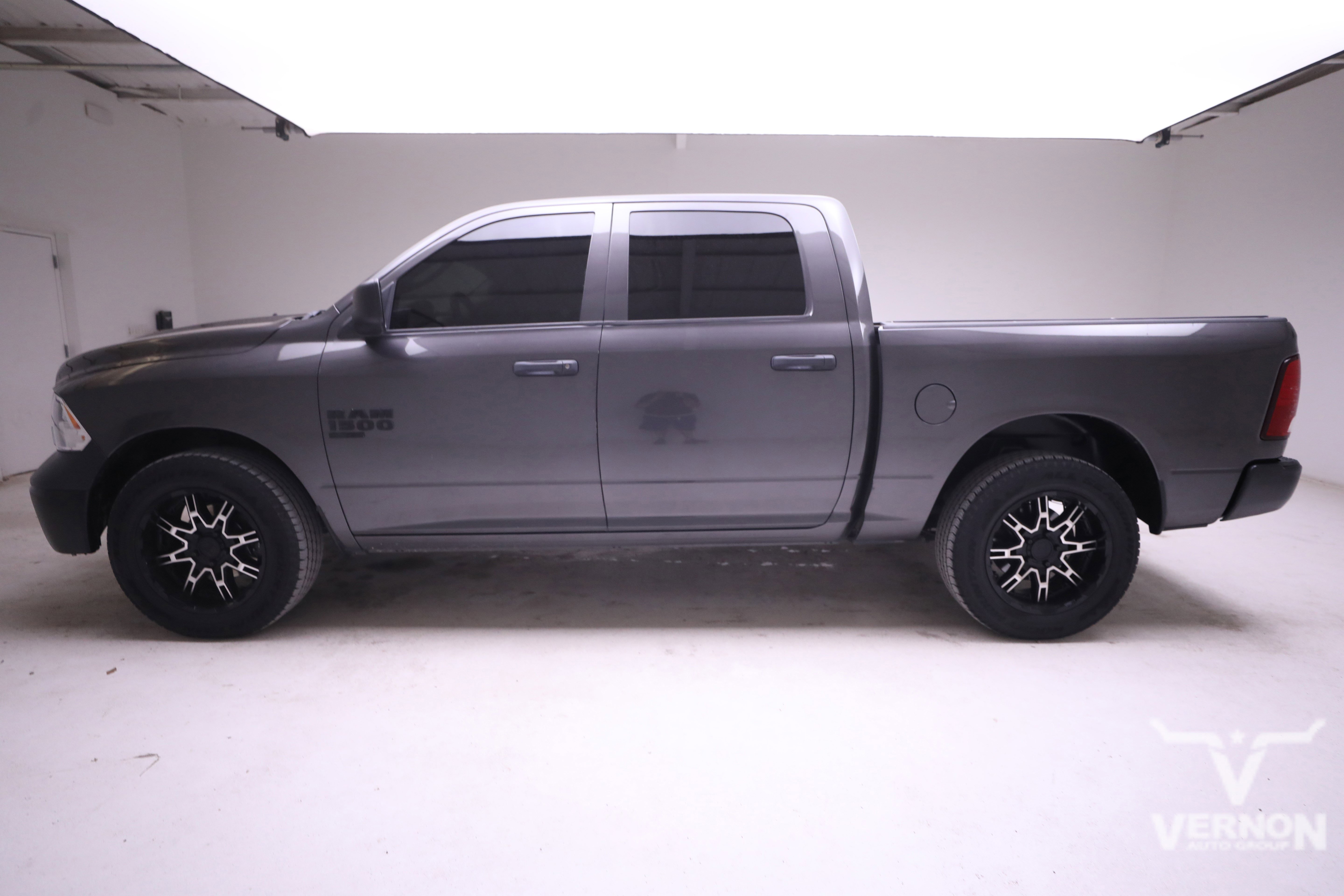 Used 2022 RAM 1500 Tradesman image 2