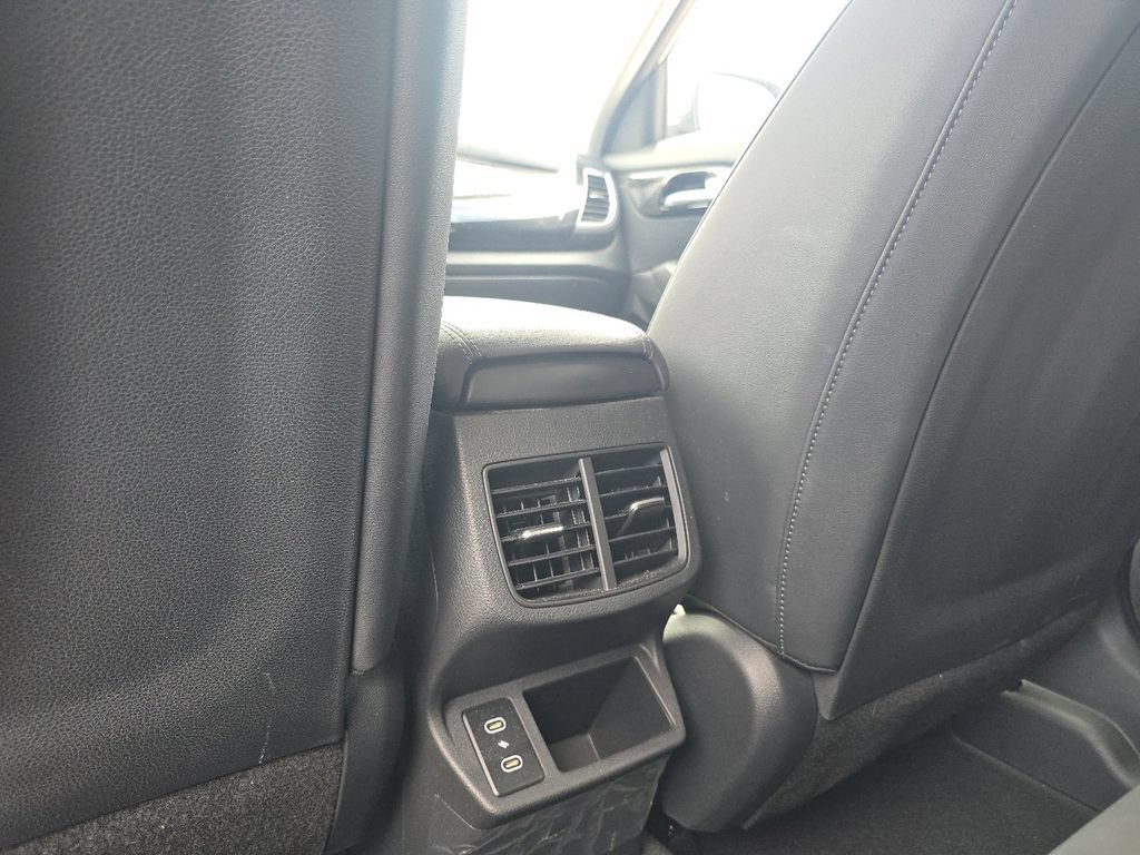Used 2024 Kia Seltos S AWD/4WD image 25