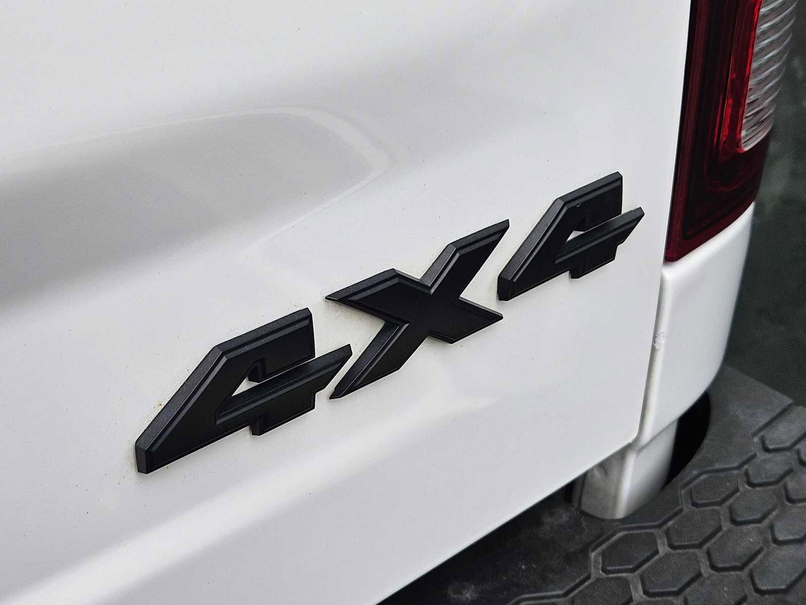 Used 2016 RAM 1500 Rebel w/ Luxury Group AWD/4WD image 5