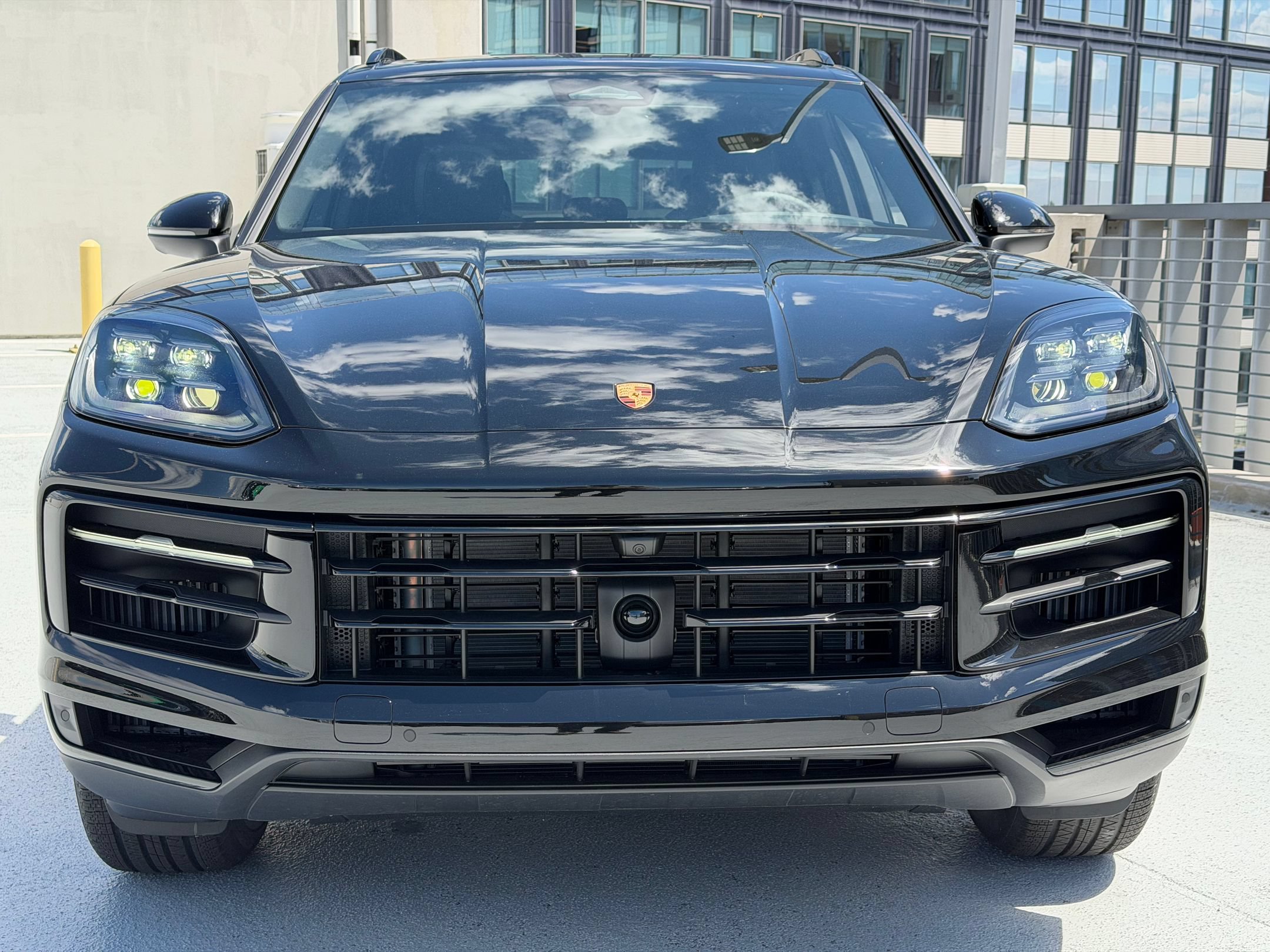 Used 2026 Porsche Cayenne AWD/4WD image 10