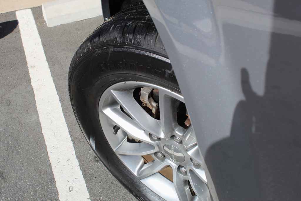 Used 2015 Dodge Grand Caravan SE image 30