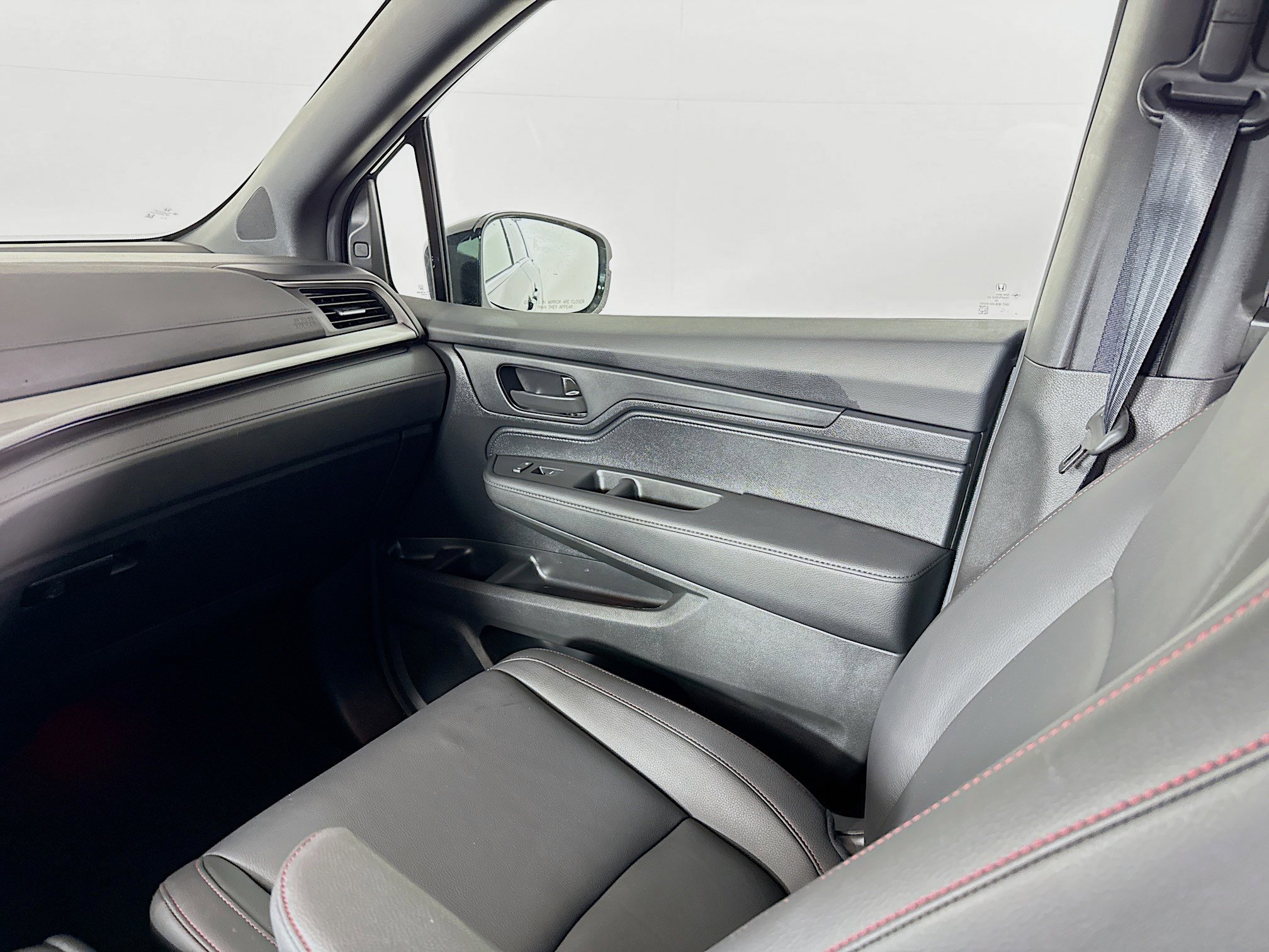 Certified 2026 Honda Odyssey Sport-L image 28