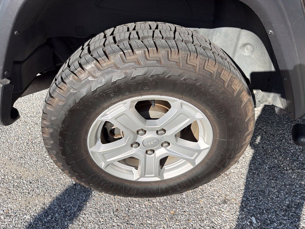 Used 2019 Jeep Wrangler Unlimited Sport S AWD/4WD image 5