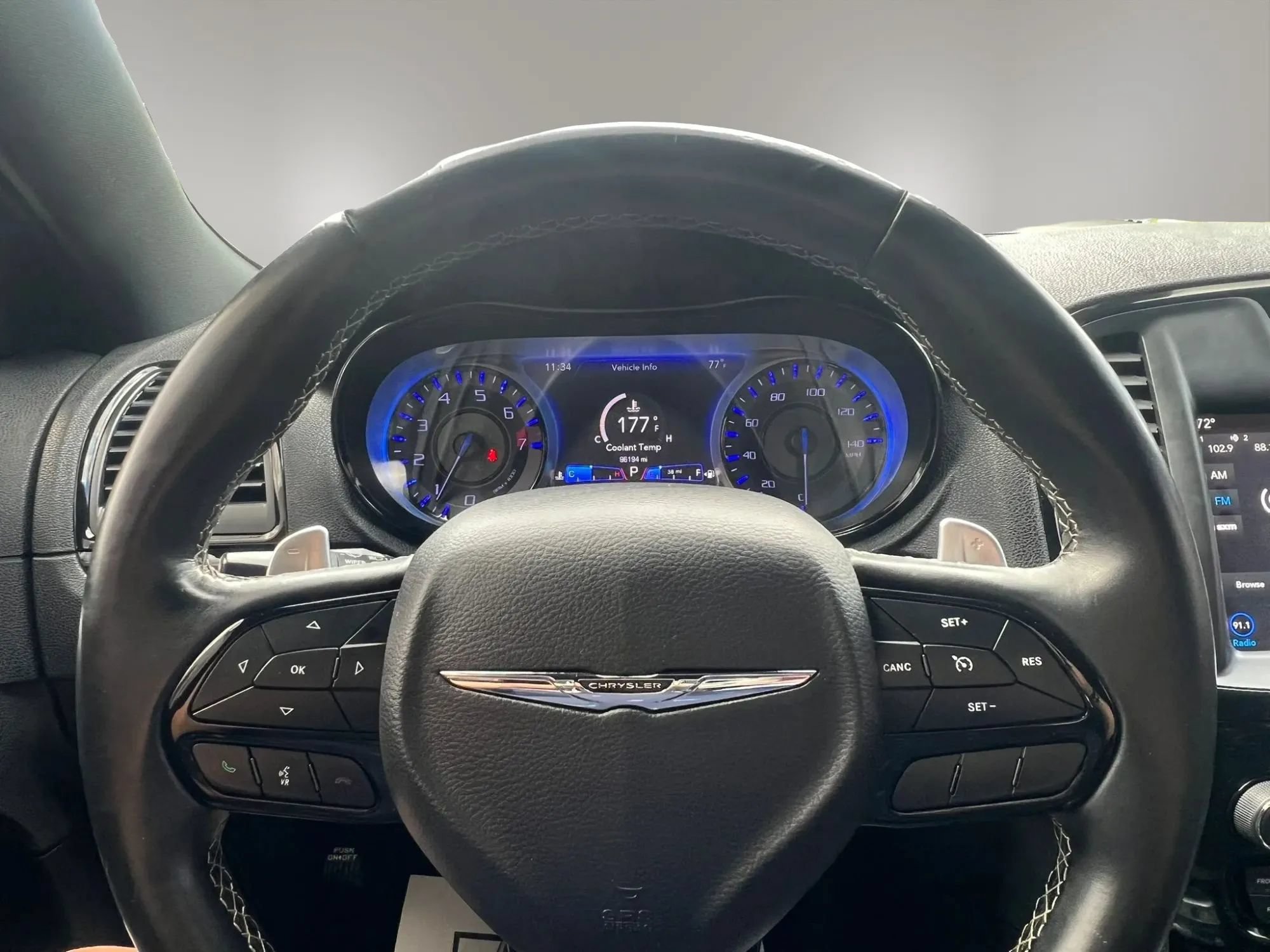 Used 2018 Chrysler 300 S w/ 300S Premium Group RWD image 18