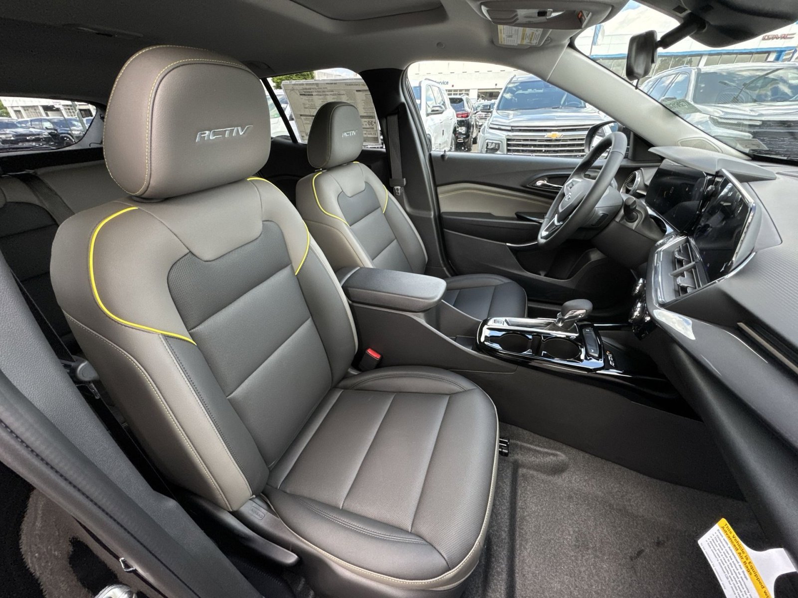 New 2026 Chevrolet Trax ACTIV w/ Sunroof Package FWD image 26