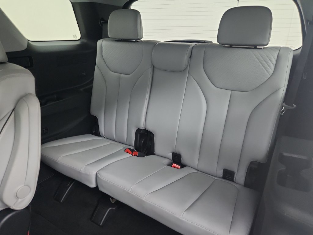 Used 2025 Hyundai Palisade SEL AWD/4WD image 35