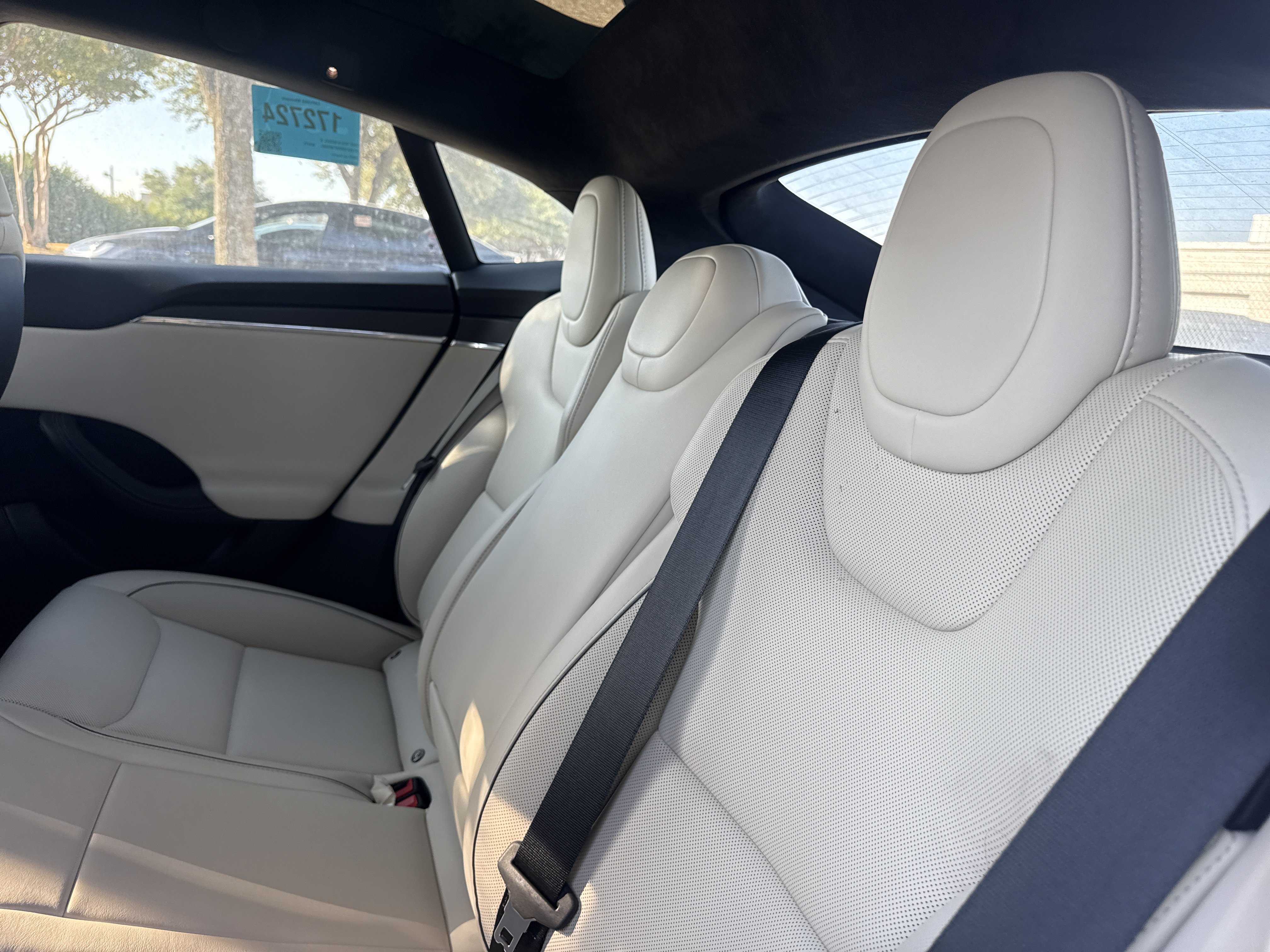 Used 2022 Tesla Model S Plaid AWD/4WD image 7
