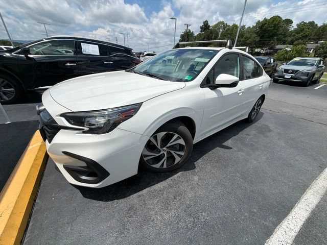 Used 2024 Subaru Legacy Premium AWD/4WD image 3