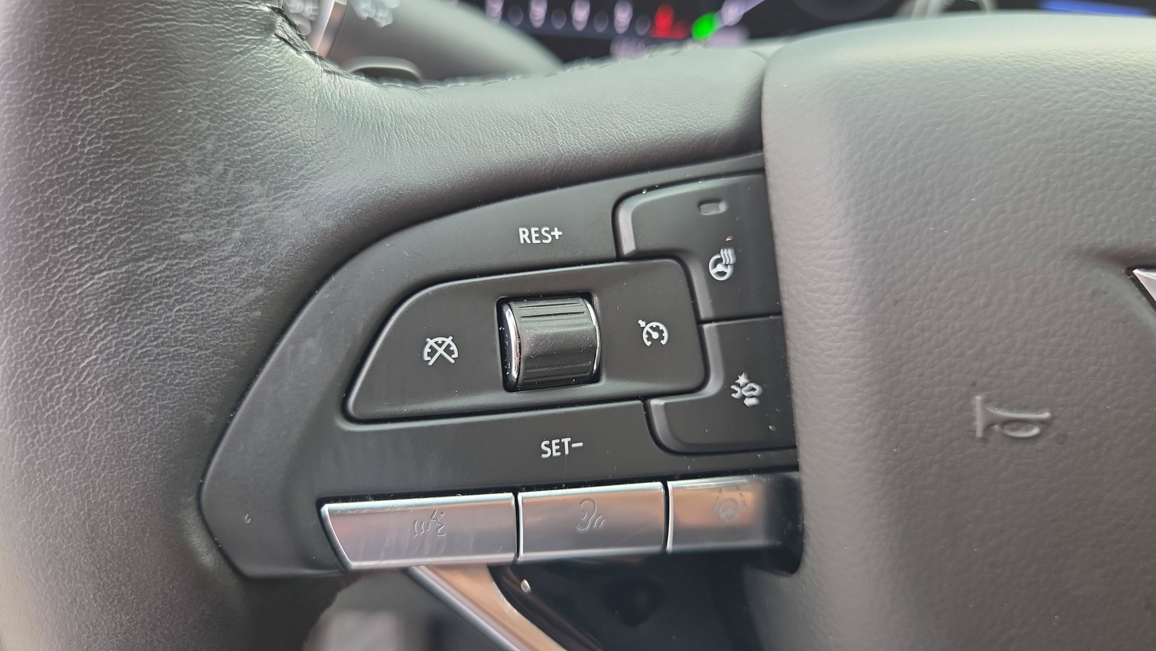 Certified 2024 Cadillac Escalade Sport RWD image 25