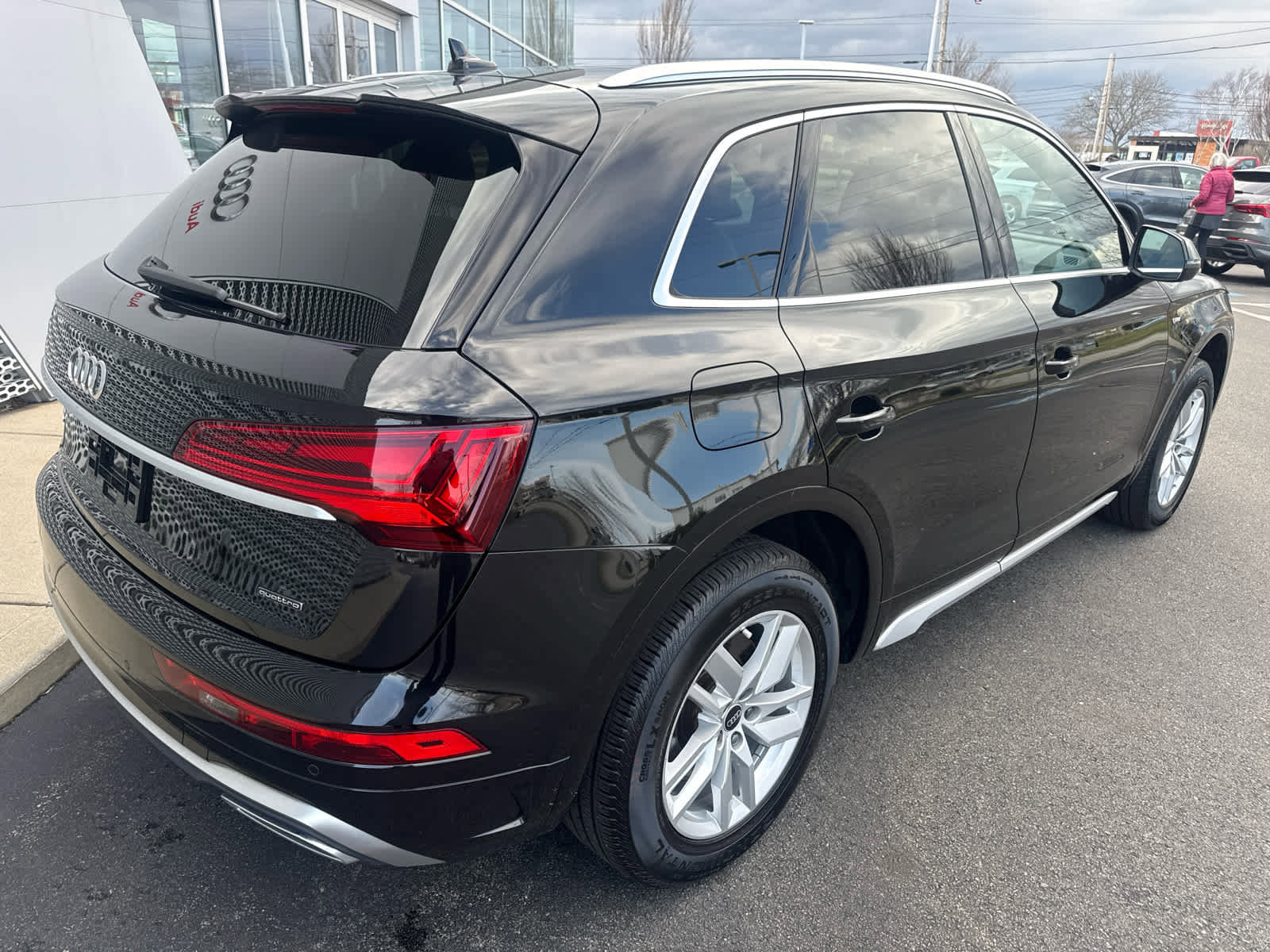 Used 2023 Audi Q5 2.0T Premium w/ Convenience Package image 24