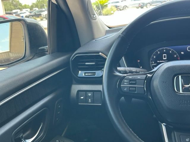 Used 2025 Honda Pilot Elite image 14