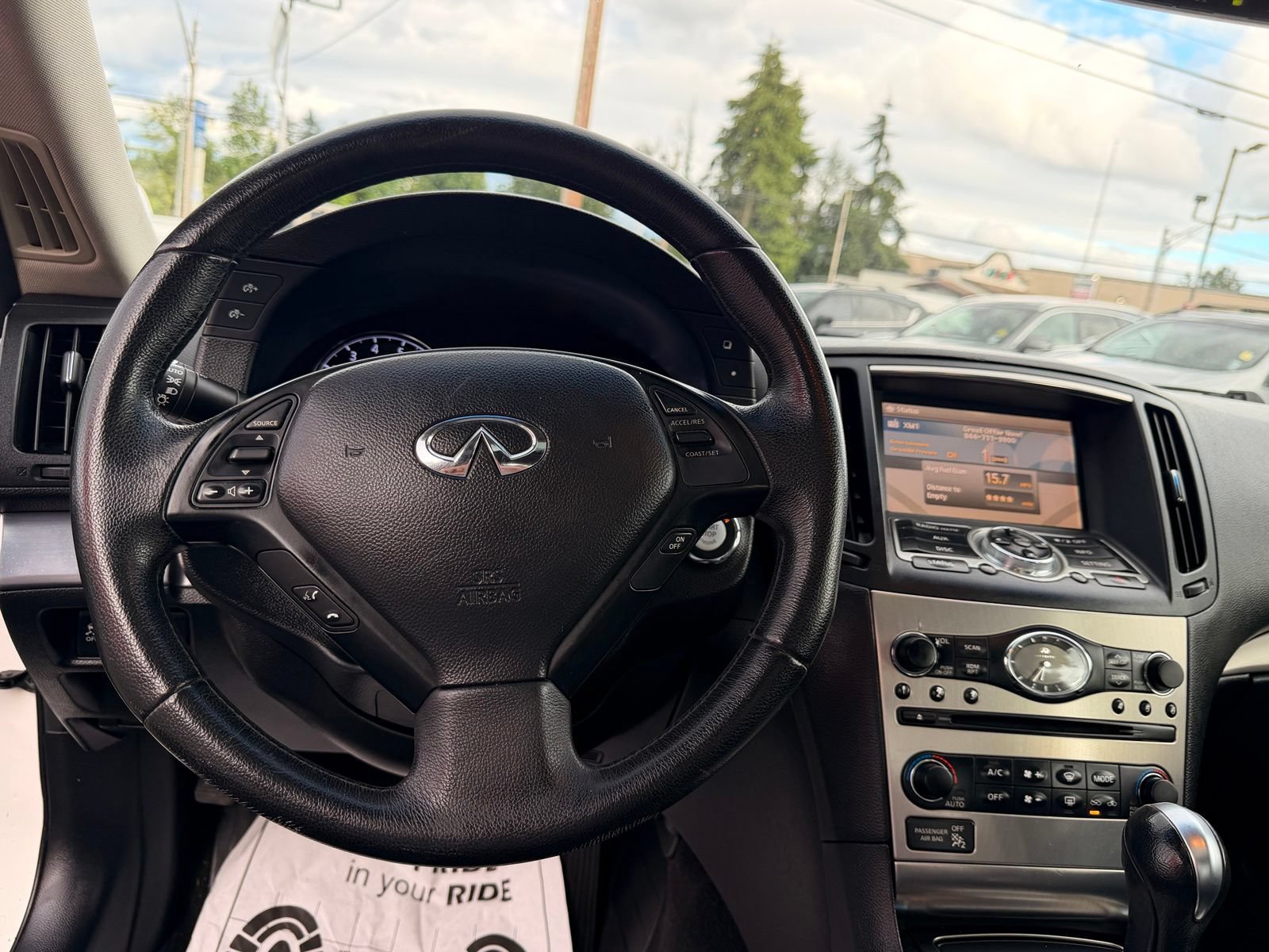 Used 2011 INFINITI G37 Journey w/ Premium Pkg RWD image 24