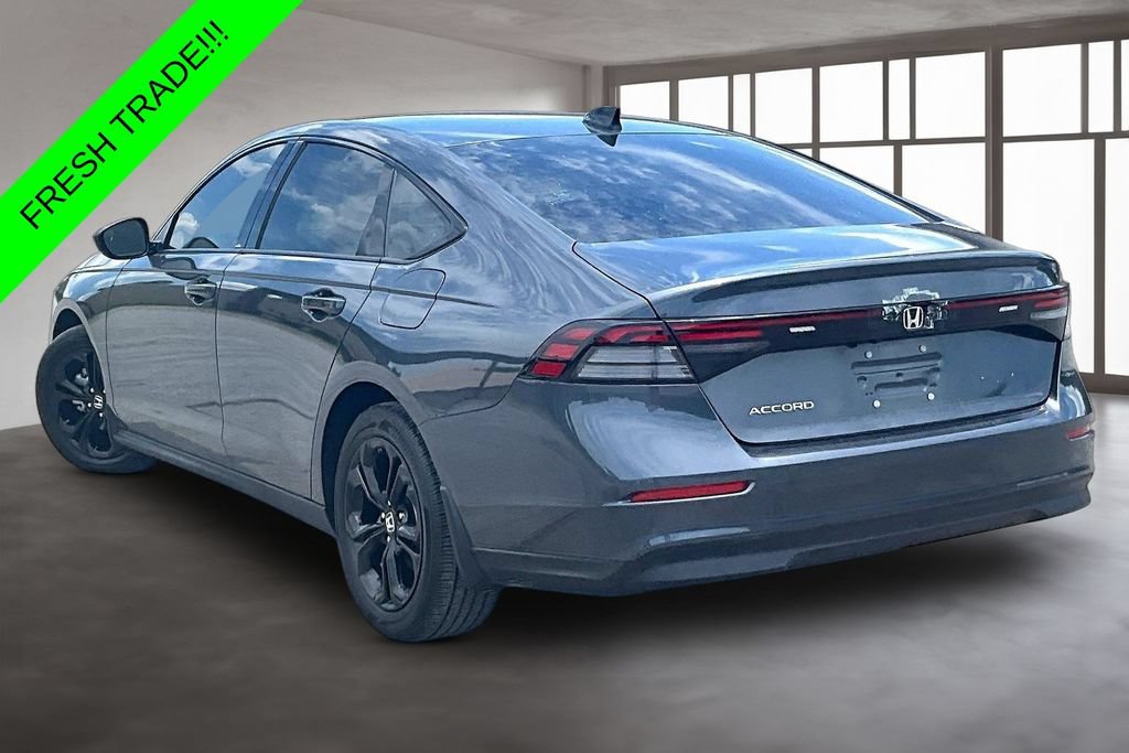 Used 2025 Honda Accord SE image 4
