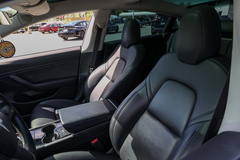 Used 2019 Tesla Model 3 Long Range RWD image 15
