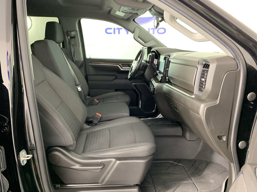 Used 2022 Chevrolet Silverado 1500 RST w/ Redline Edition AWD/4WD image 36