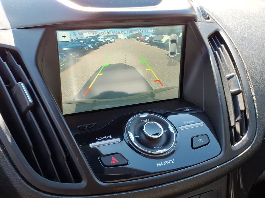 Used 2019 Ford Escape Titanium AWD/4WD image 25