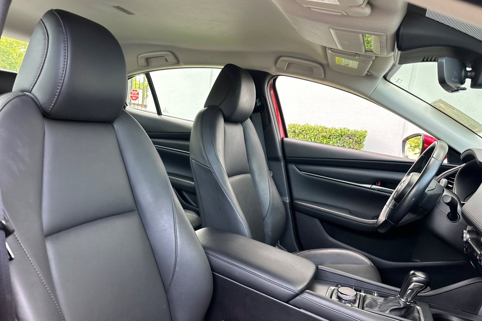 Used 2022 MAZDA MAZDA3 s image 30