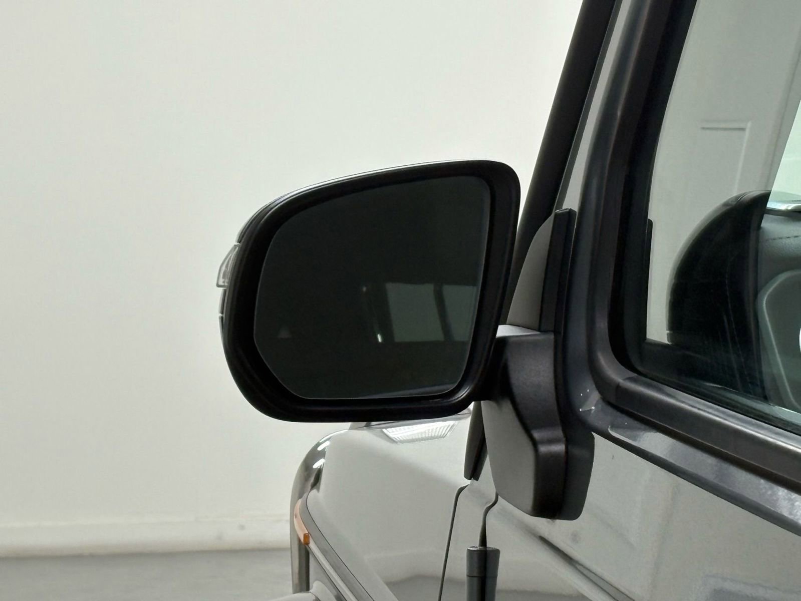 Used 2019 Mercedes-Benz G 550 image 38
