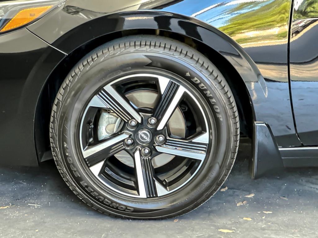 Used 2024 Nissan Sentra SV image 23