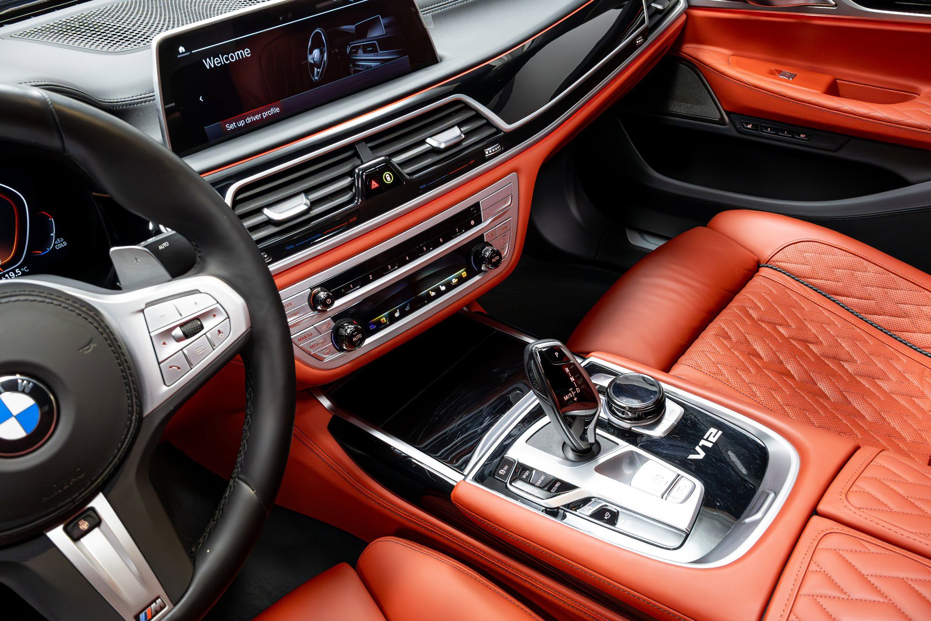 Used 2022 BMW M760i xDrive image 74