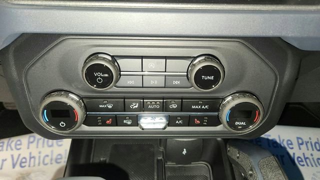 New 2025 Ford Bronco Big Bend w/ Black Diamond Package image 18