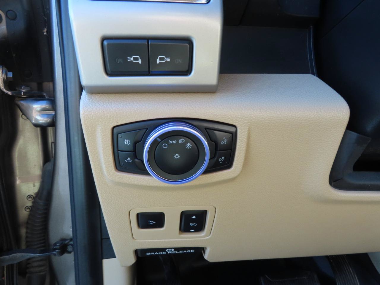 Used 2020 Ford F350 Lariat w/ Lariat Ultimate Package AWD/4WD image 33