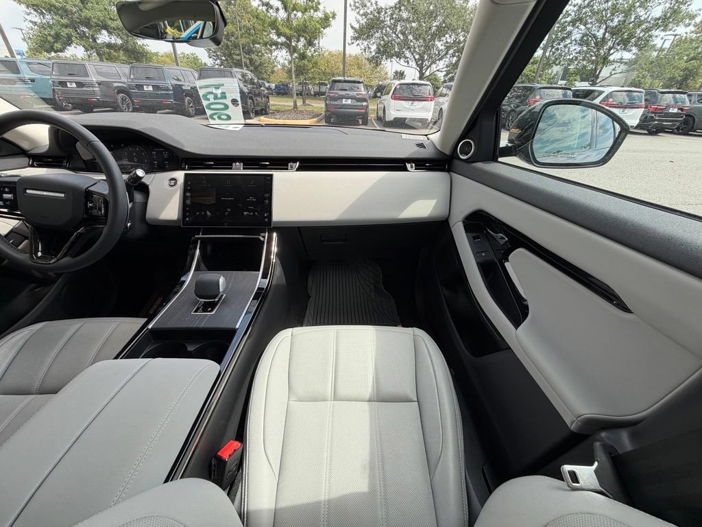 Used 2024 Land Rover Range Rover Evoque S AWD/4WD image 19