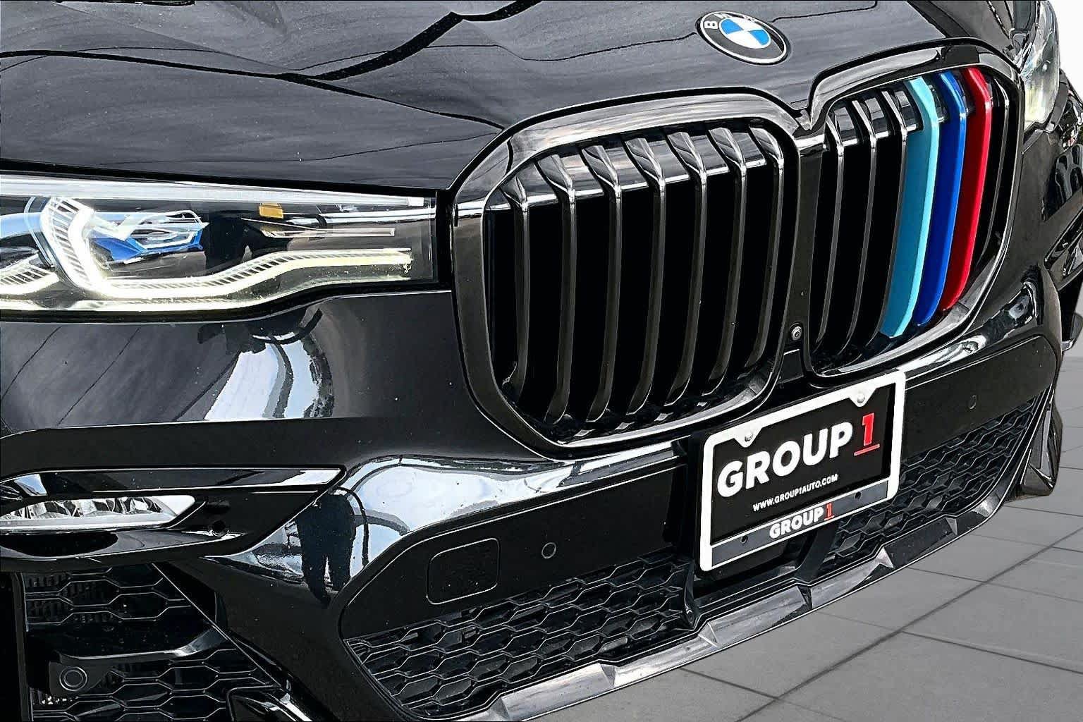 Used 2022 BMW X7 M50i AWD/4WD image 30
