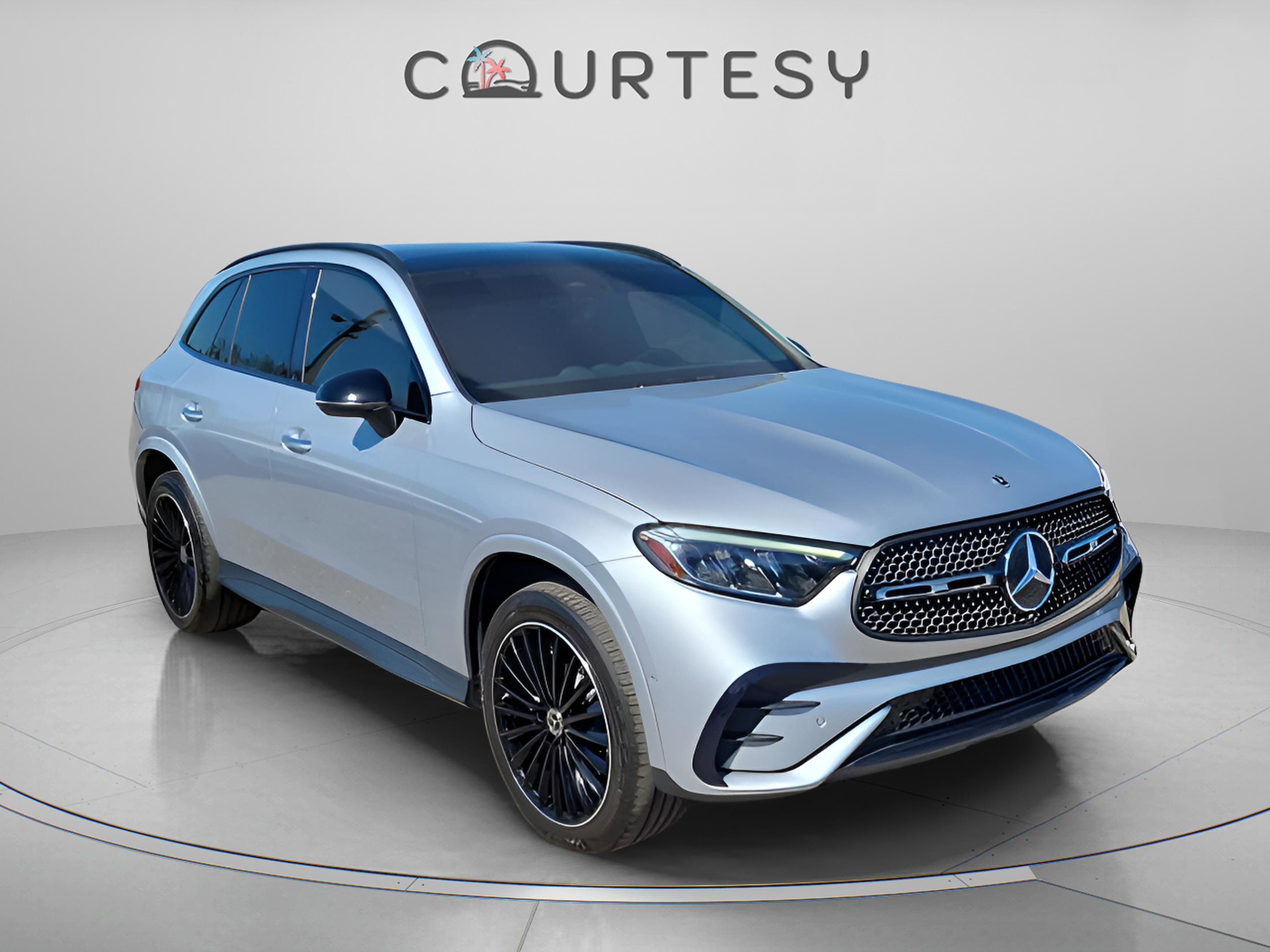 Used 2023 Mercedes-Benz GLC 300 image 6