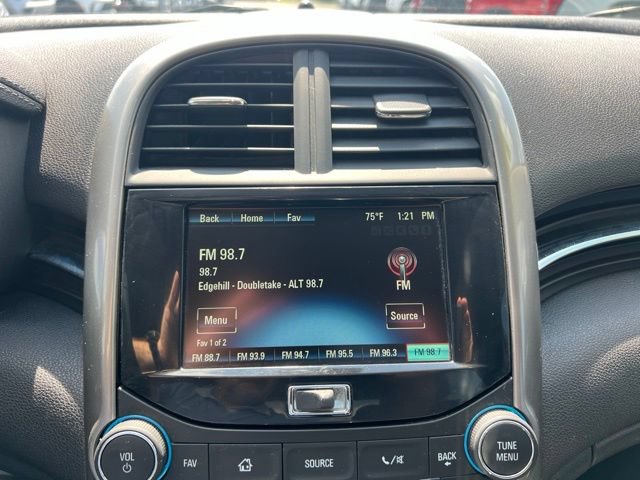 Used 2016 Chevrolet Malibu LT FWD image 25